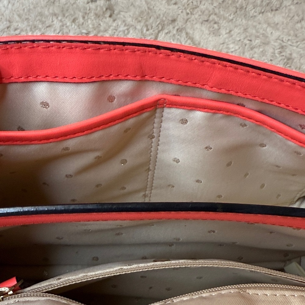 Kate Spade Surprise Coral Scarlett’s Carroll Park Shoulder Bag - Picture 15 of 15